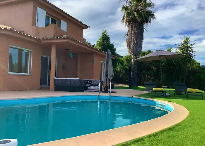 Ferienvilla Azura Mit Eigenem Pool By Interhome