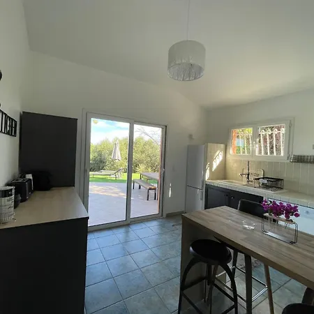 Holiday home Ferienvilla Azura Mit Eigenem Pool By Interhome Pascialello