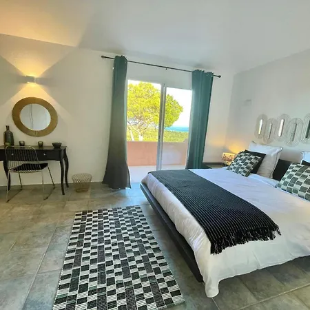 Ferienvilla Azura Mit Eigenem Pool By Interhome Feriehus