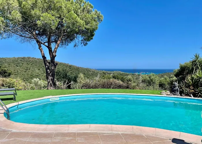 Ferienvilla Azura Mit Eigenem Pool By Interhome Feriehus *