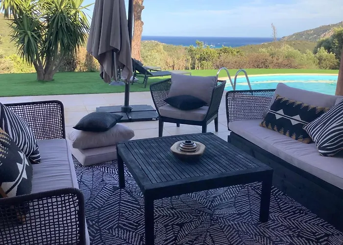 Feriehus Ferienvilla Azura Mit Eigenem Pool By Interhome Pascialello