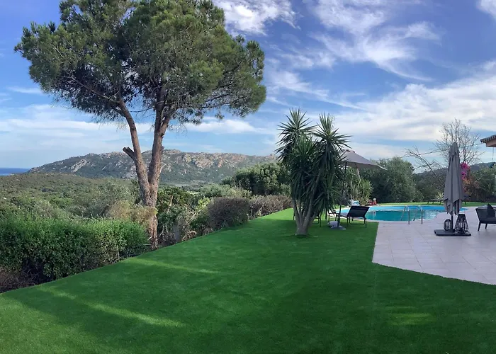 Ferienvilla Azura Mit Eigenem Pool By Interhome Feriehus *