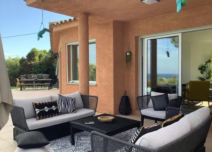 Feriehus Ferienvilla Azura Mit Eigenem Pool By Interhome