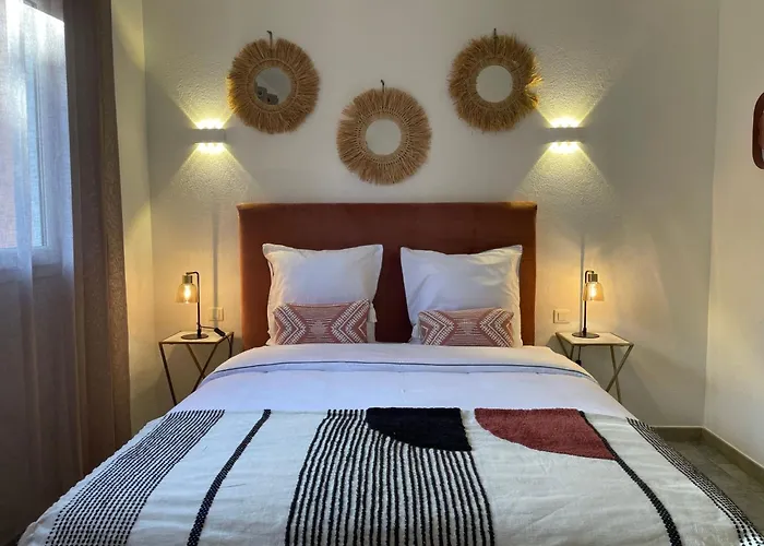 Casa de Férias Ferienvilla Azura Mit Eigenem Pool By Interhome